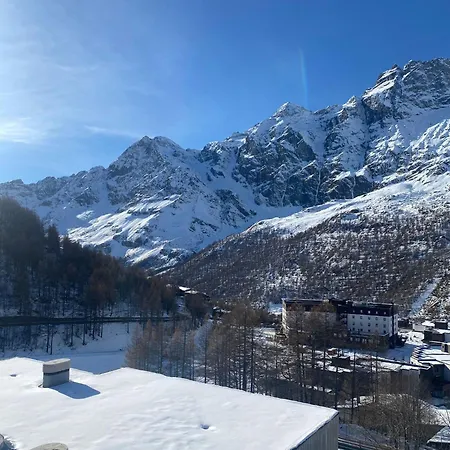 Casa Aurora Cervinia Апартаменты Брей-Червиния